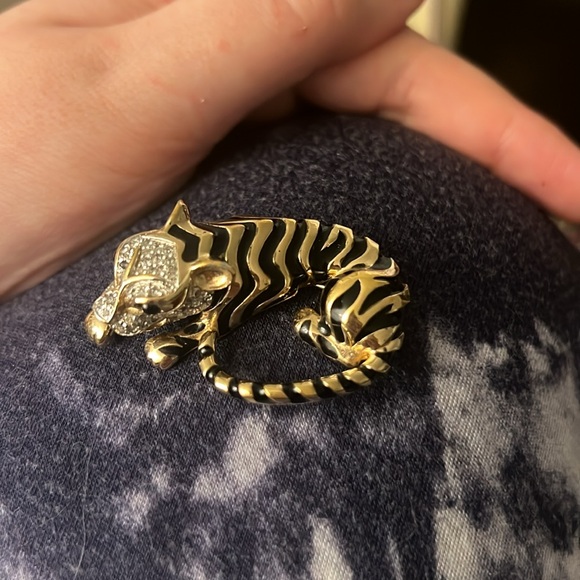 Panetta Vintage Gold Plated Rhinestone Black Enamel Tiger Pin - Picture 2 of 4